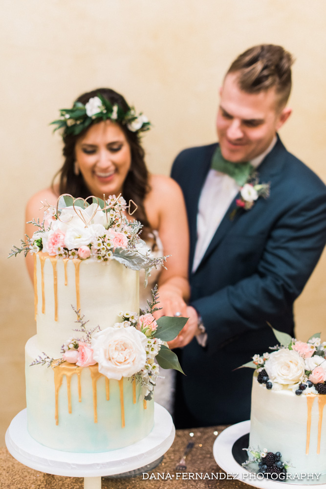 Classic Novel-Inspired Wedding Bride and Groom Cutting Cake