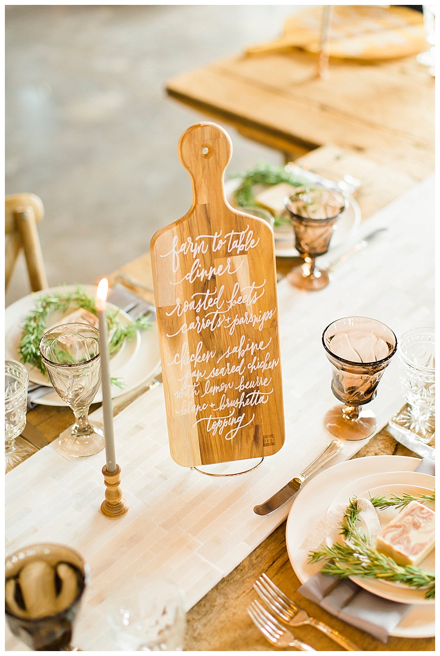 calligraphy-menu-cheese-board-wooden